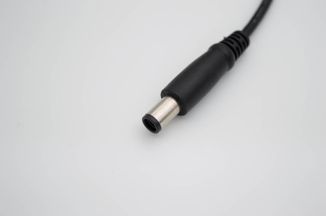 DC КАБЕЛ СО КОНЕКТОР ЗА ПОЛНЕЊЕ 7,4 X 5,0MM / GAMING LAPTOPS