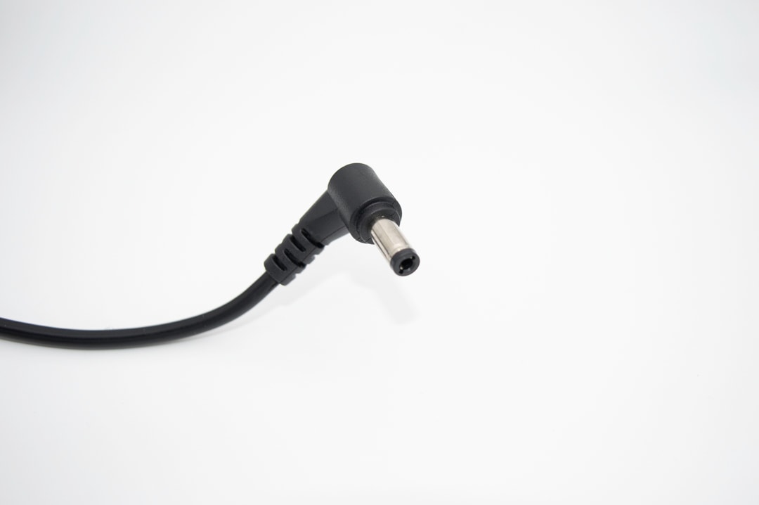 DC КАБЕЛ СО КОНЕКТОР ЗА ПОЛНЕЊЕ 5.5x2.5 / GAMING LAPTOPS