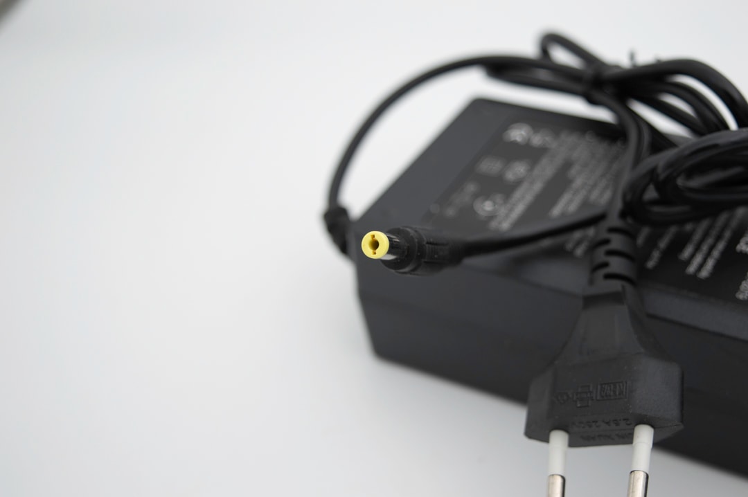 POWER ADAPTER FOR ELECTRIC SCOOTER / ADAPTER ELEKTRICEN TROTINET 24V 2A / (29.4V) DC 2.1